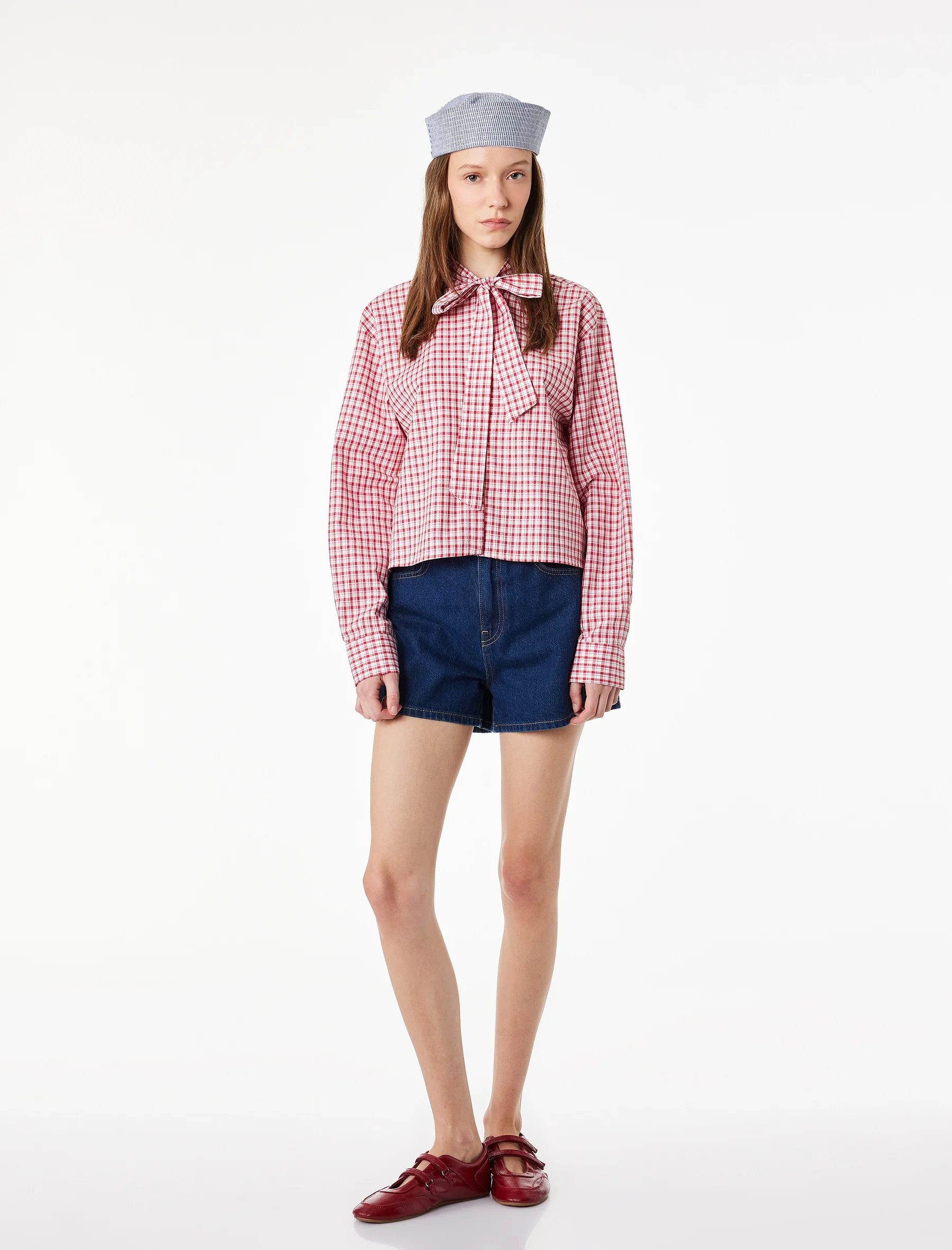 KËMISHË PËR FEMRA